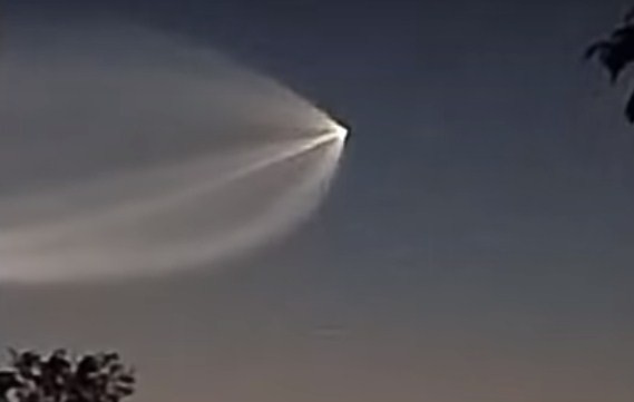 НЛО  в июне летали над Россией, Америкой и Европой (видео)