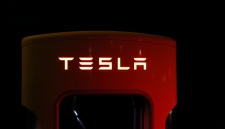 Грузовик от Tesla получит режим «безумный Макс»