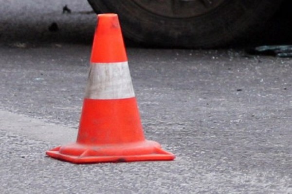 Светофор и дорожный знак снесены во время аварии в Петрозаводске