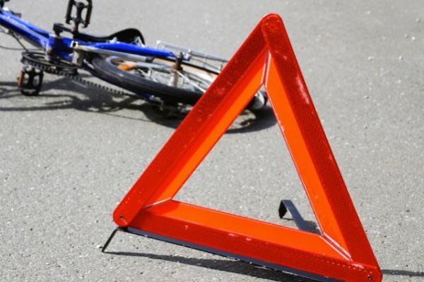 Иномарка сбила мальчика на велосипеде в Екатеринбурге
