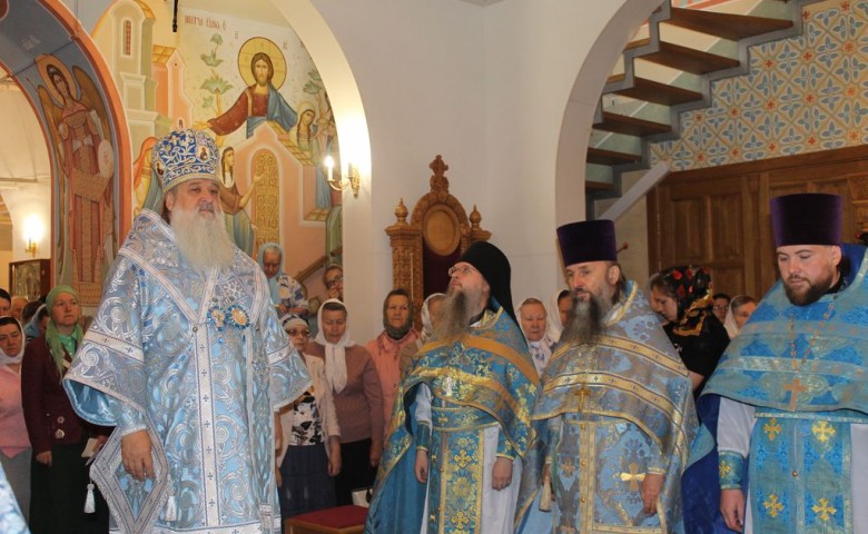 День памяти Кипрской и Колочковской икон Божией Матери празднуют 22 июля 2018 года