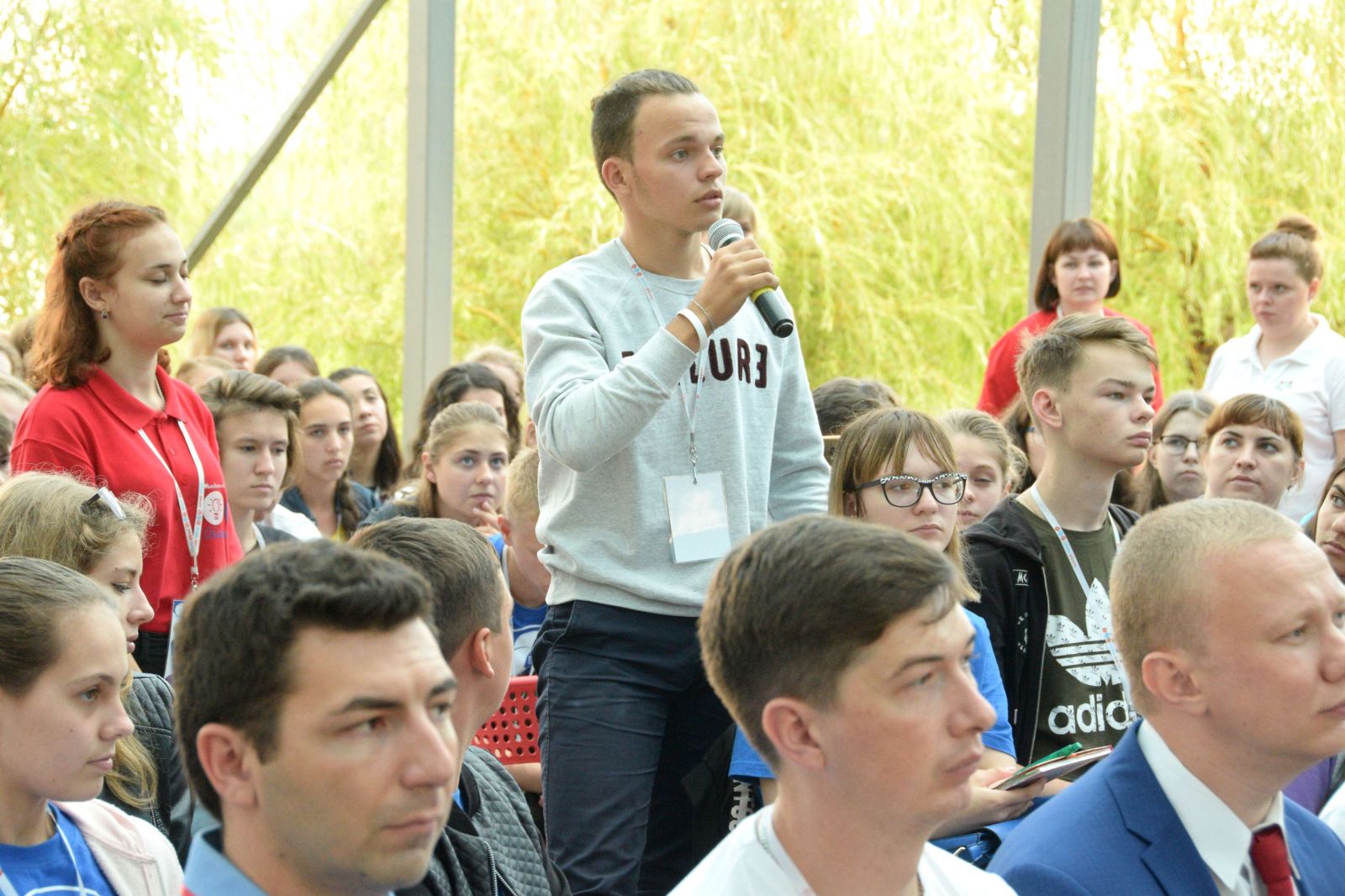 Олег Королёв поговорил с молодежью об экзистенциальных вопросах