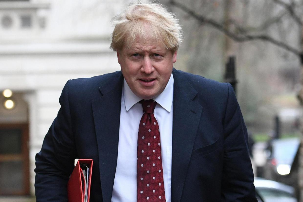 Борис Джонсон ушел в отставку с поста главы МИД Великобритании