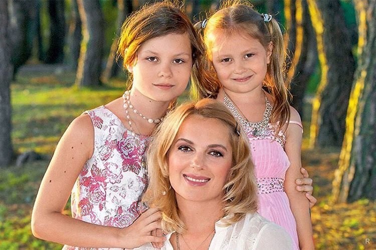 Актриса Мария Порошина в 44 года беременна в пятый раз