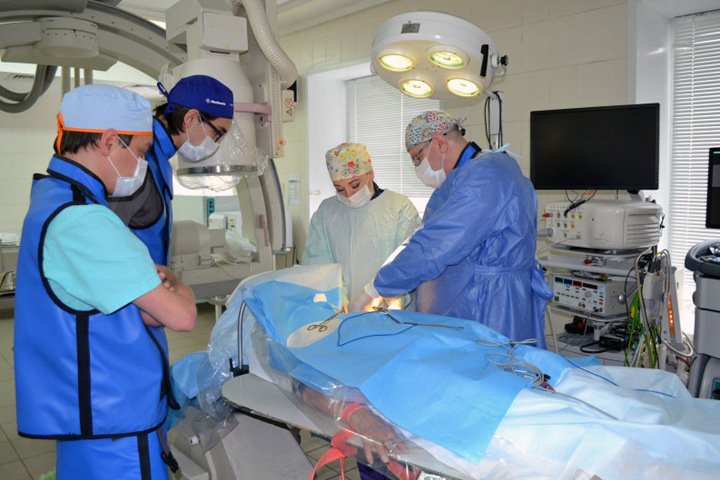 Новосибирские кардиохирурги впервые в России провели уникальную операцию