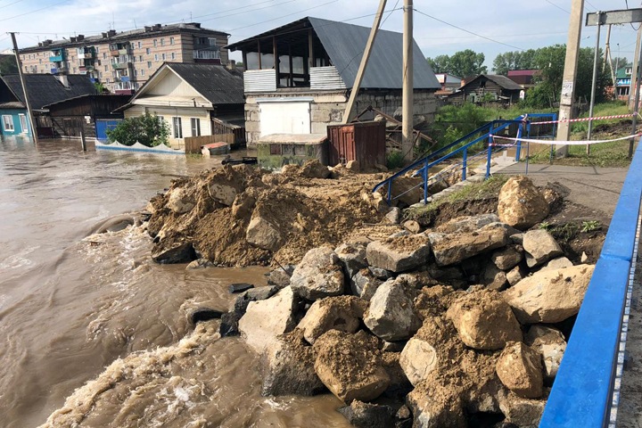 Федеральная трасса перекрыта в Иркутской области из-за подтопления