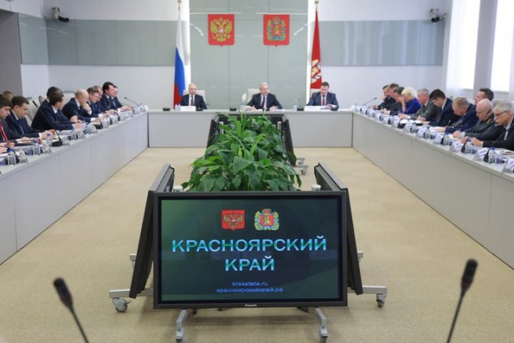 «Это катастрофа»: красноярские депутаты объявили о недоверии Счетной палате города