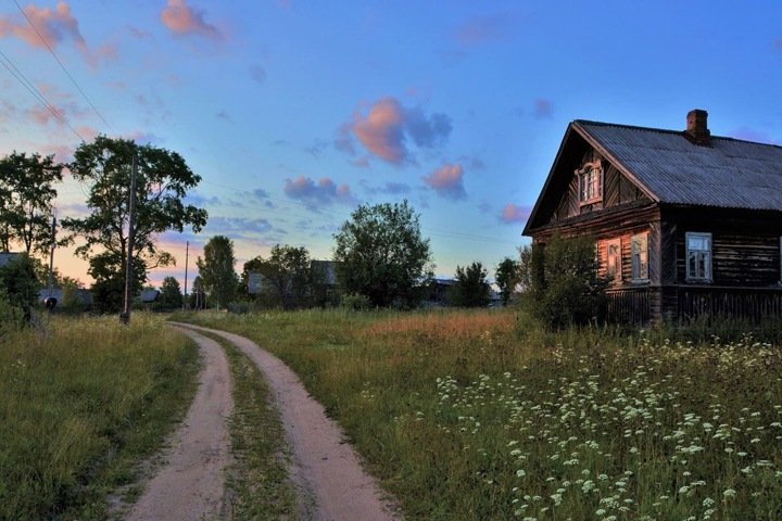 Конюх из Алтайского края показывал девочкам собственные порнофото