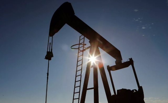 Цена нефти WTI впервые в истории стала отрицательной