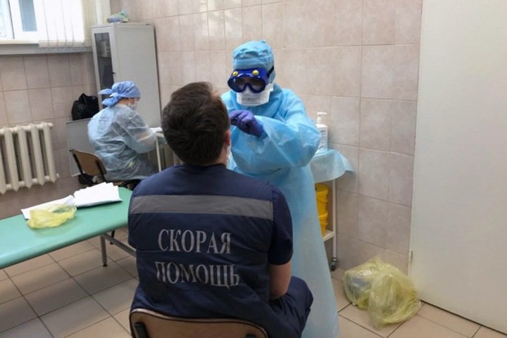 Новосибирские власти раскрыли, сколько медиков заразилось коронавирусом