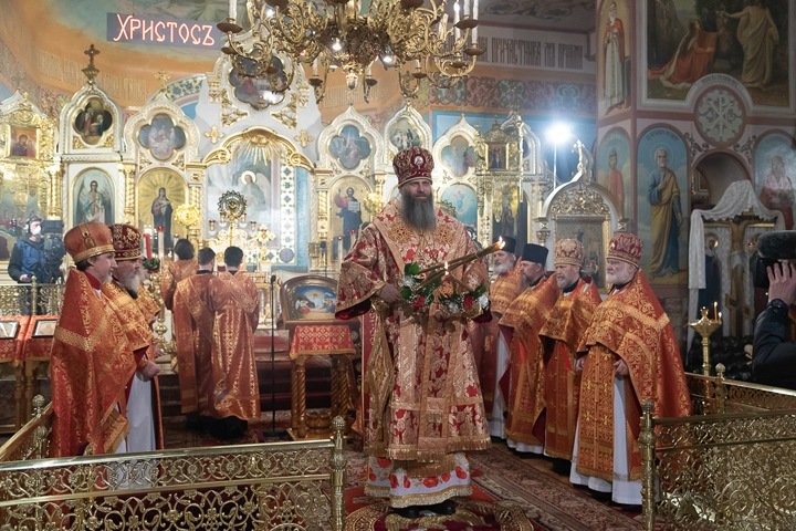 Москва раскритиковала Новосибирскую область за пасхальные праздники на фоне коронавируса