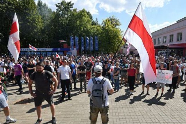 Народный коктейль: кто стоит за белорусскими стачками