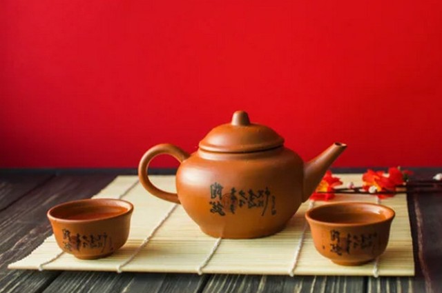 Душевное равновесие: чем и кому полезен красный чай