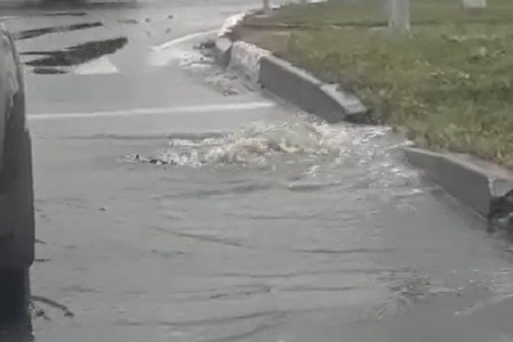 Бердск затопило канализационными стоками