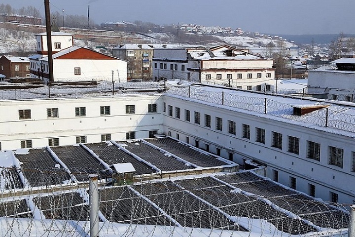 Адвокатов без QR-кодов не пускают к заключенным в Иркутске