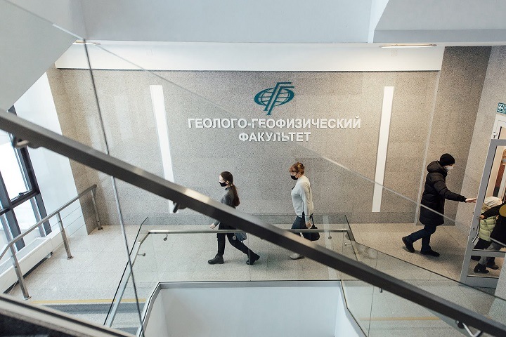 Новосибирский госуниверситет вводит обязательную вакцинацию для студентов