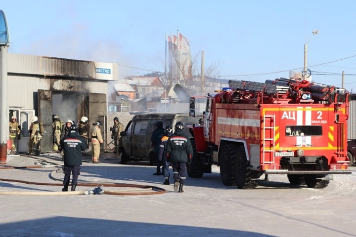 СК начал проверку после взрыва на на газовой заправке в Улан-Удэ
